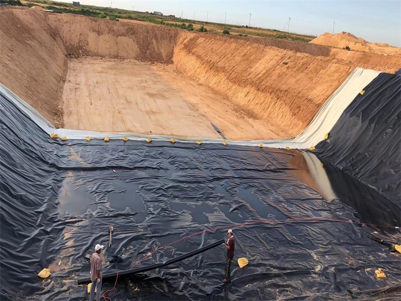 What Are the Advantages of PVC Liner Geomembrane